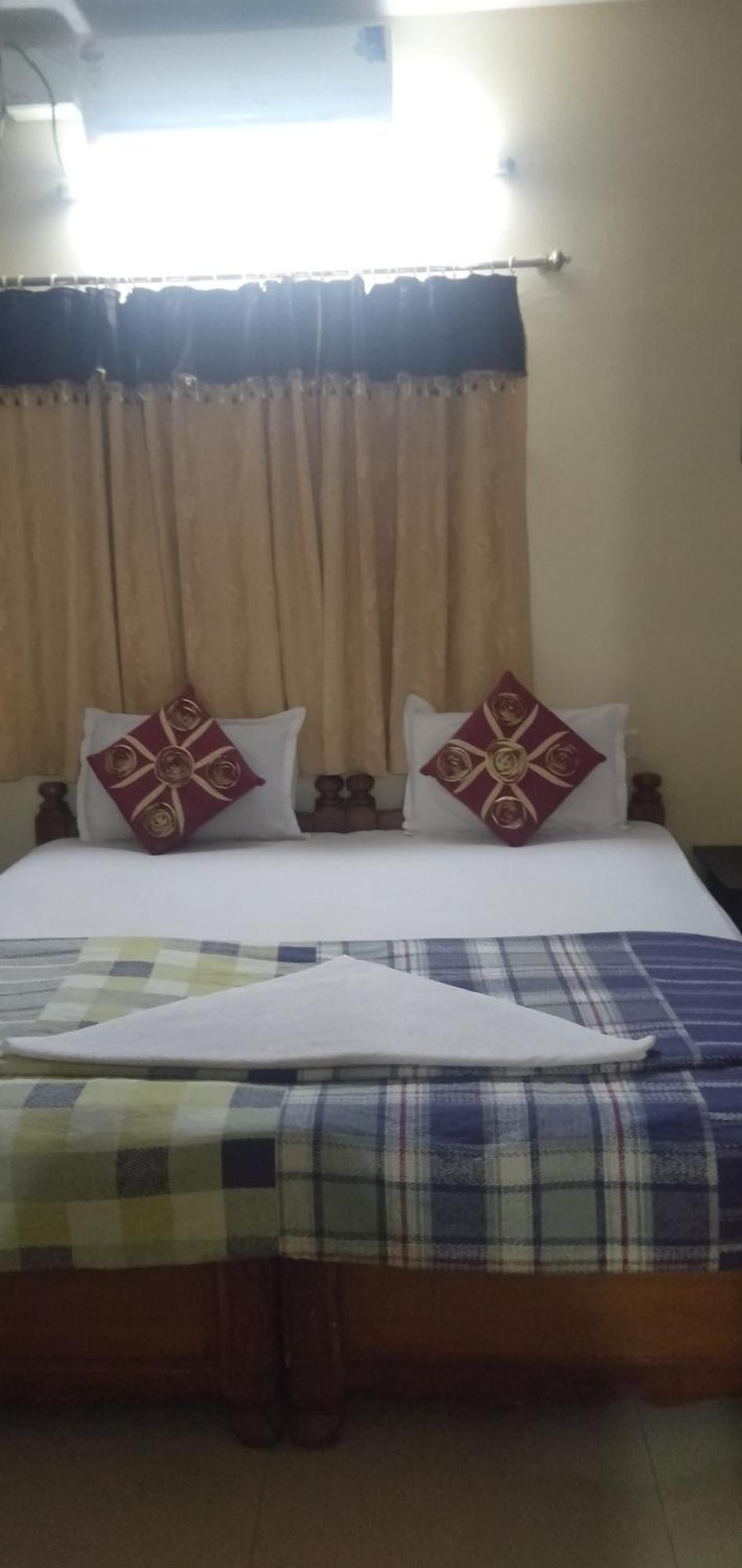Brookside Service Apartment Bangalore Buitenkant foto